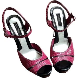 White House Black Market Platform Sandal 'Laci' Peep Toe, Rose Magenta, Size 7.5